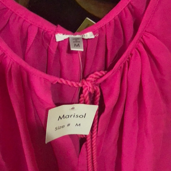 Two beautiful sleeveless tops! - Picture 6 of 6